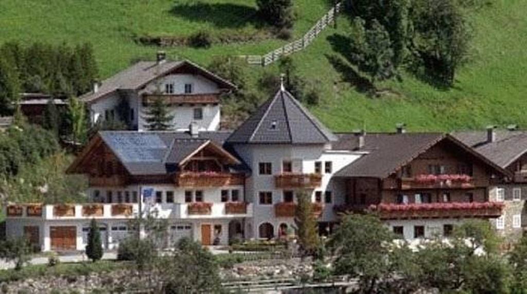 Hotel Sagritzerwirt Großkirchheim Exterior foto
